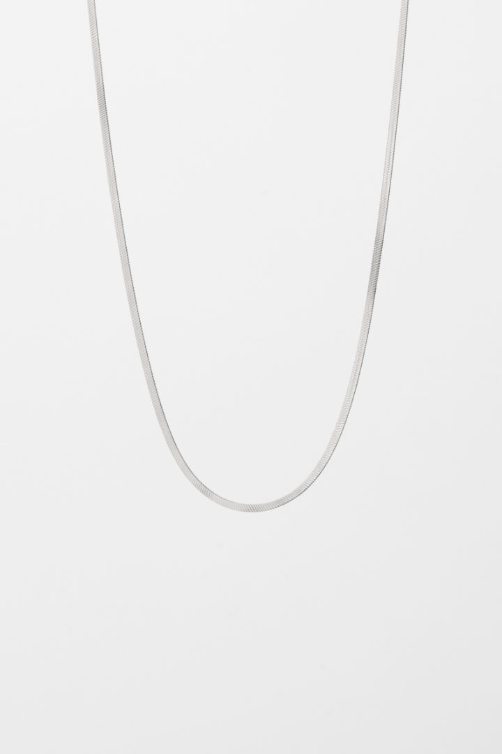 THIN SNAKE CHAIN - Kumaya Jewelry