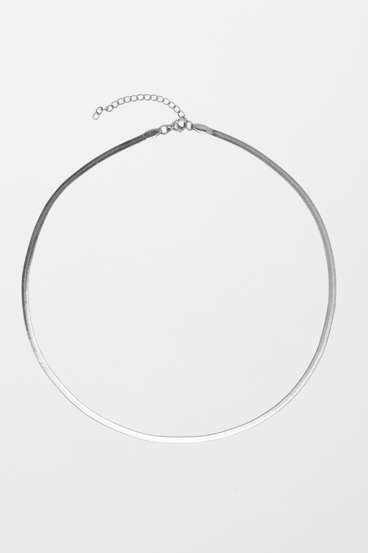 THIN SNAKE CHAIN - Kumaya Jewelry